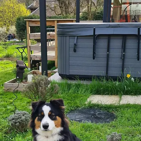 4 Etoiles La Belle Eau Calme