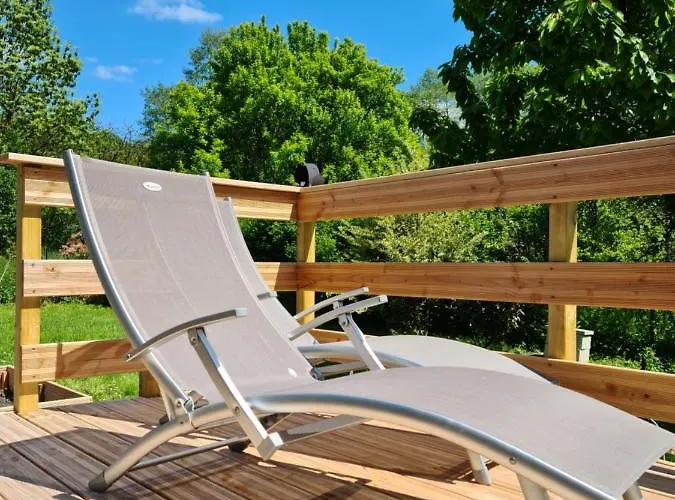 4 Etoiles La Belle Eau Calme 度假居