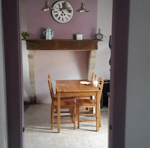 4 Etoiles La Belle Eau Calme *